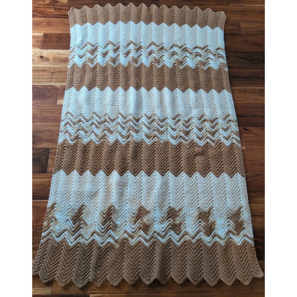 Handmade Chevron Zig Zag Crochet Afghan Throw Blanket  63"x36" Tans White Creams
